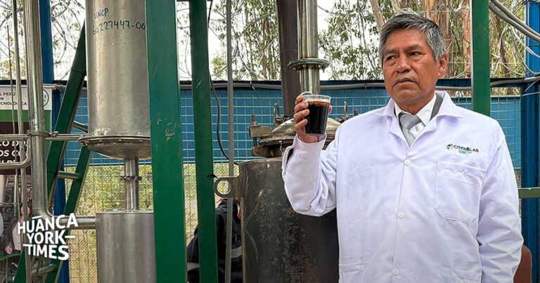 Junín: El ingeniero que a los 22 años capturó mercurio en La Oroya, hoy convierte plástico en gasolina y gas