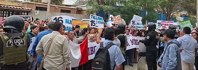 Vecinos de 46 asentamientos humanos de Castilla exigen liberación de medida cautelar que los priva de servicios básicos en Piura