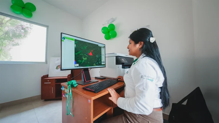 Inauguran en Huánuco moderna estación para el monitoreo satelital de bosques