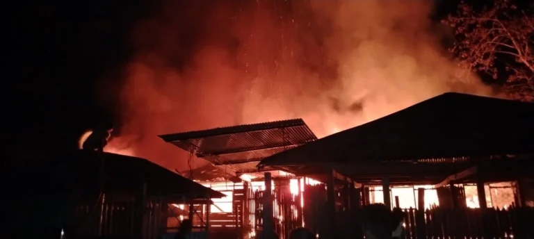 Huánuco: Gobernador Pulgar advierte que funcionarios podrían estar implicados en incendio de la ATFFS en Puerto Inca