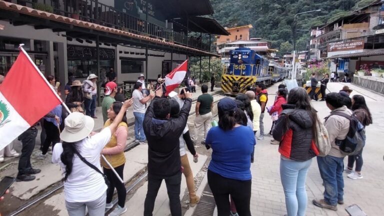 Machu Picchu en la polémica: representantes buscan frenar el caos y evitar riesgos para el patrimonio