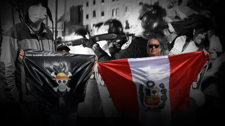 Represión descontrolada de la PNP por masiva marcha de la «Generación Z» (VIDEO)