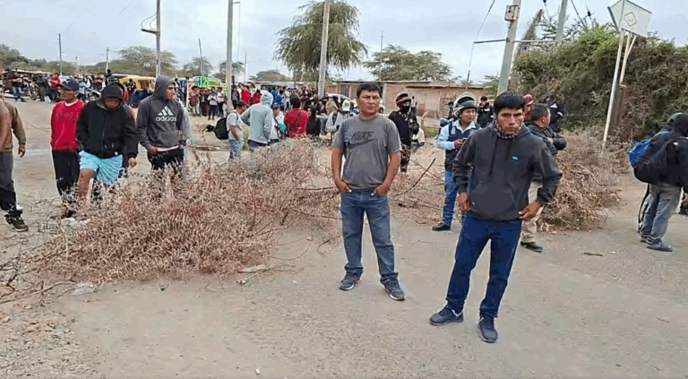 Pobladores de Terela protestan tras muerte de mujer arrollada por bus de empresa agrícola