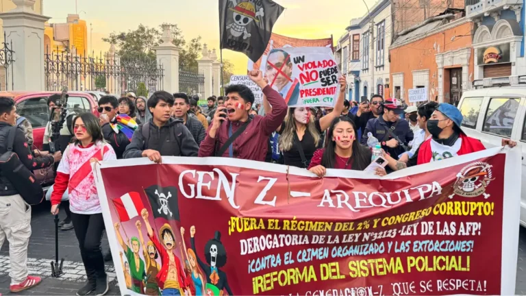 Arequipa: la Generación Z toma las calles y llega a Plaza de Armas en una larga jornada de protesta