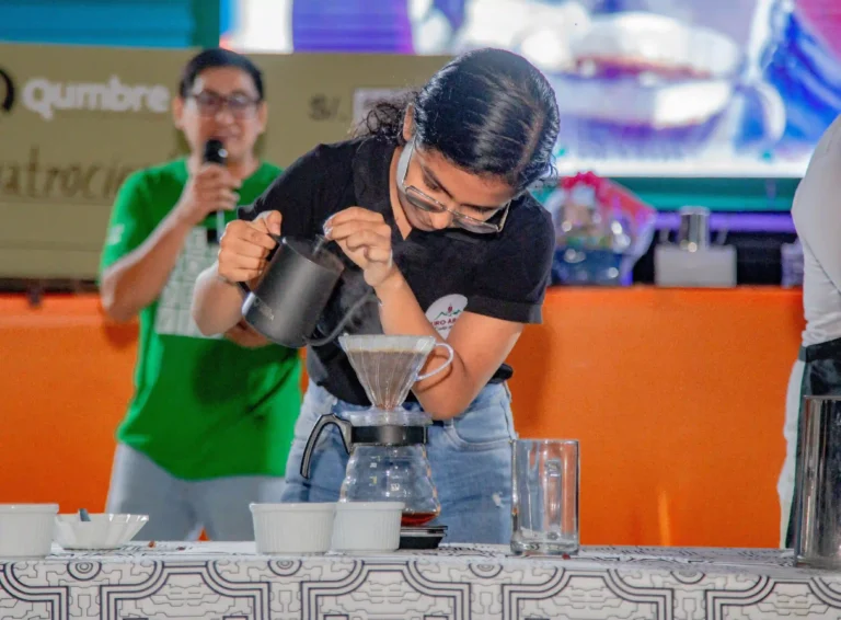 Jade Zamar, de 13 años, gana el I Campeonato de Filtrado 2025 en Tingo María