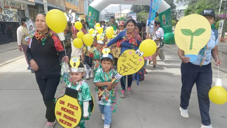 Huánuco conmemora el Día del ahorro de energía y anuncia avances en electrificación rural