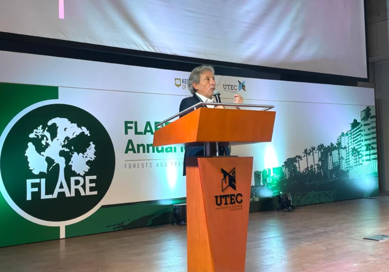 ¿Estamos perdiendo la batalla climática? La pregunta central de Pulgar-Vidal en la 11ª Cumbre FLARE en Lima