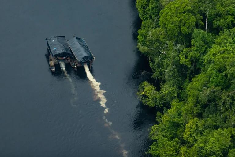 Comunidades de Loreto cerrarán el río Nanay para exigir acción contra la minería ilegal