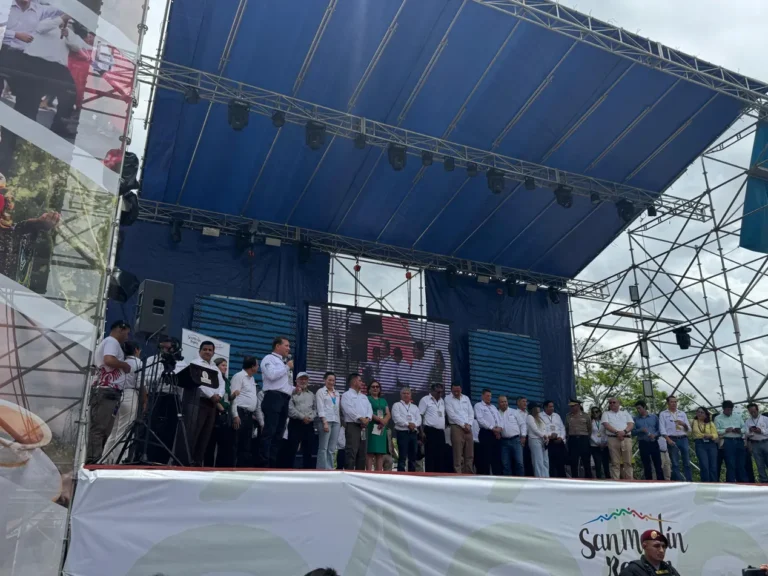 Fiesta y negocios en Tarapoto: ExpoAmazónica 2025  inaugura con llamados por inversión y autonomía