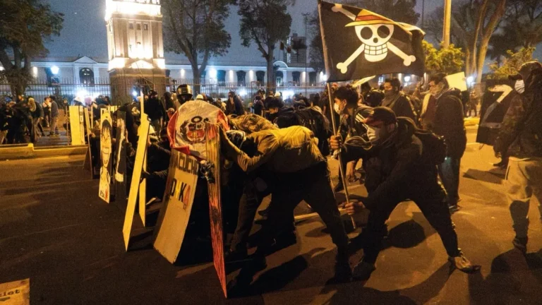 Indignación y esperanza: el nuevo rostro de las marchas en el Perú de la mano de la Generación Z