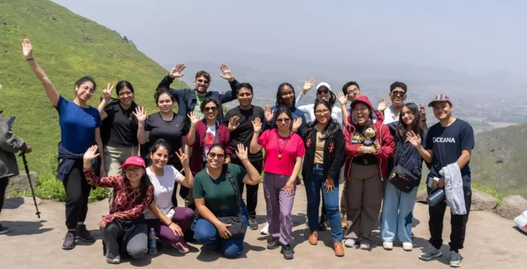 Más de 20 jóvenes peruanos presentan proyectos de conservación en taller para impulsar la conservación de los bosques
