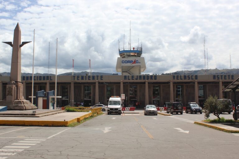 Aeropuerto de Cusco amplía horario de madrugada ante aumento del flujo de pasajeros
