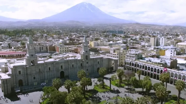 Arequipa: claves para un futuro sostenible del centro histórico a 25 años del título UNESCO