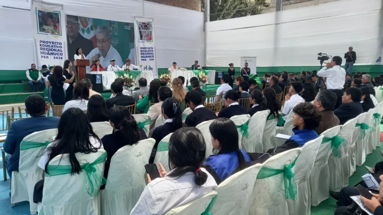 Huánuco presenta nuevo proyecto educativo para cerrar brechas y mejorar la calidad de enseñanza
