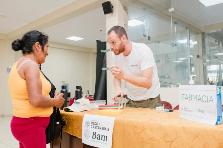 Campaña médica del Proyecto REDD+ Castañeros brinda atención a más de 200 familias en Madre de Dios