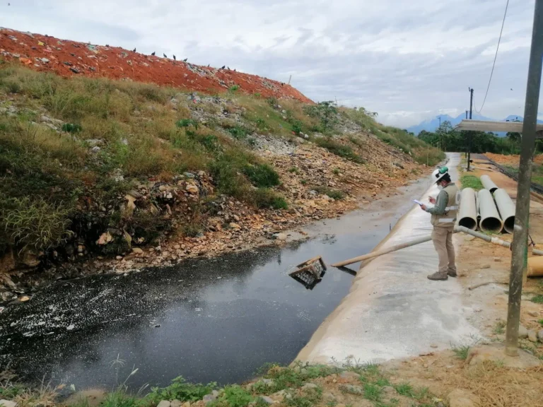 OEFA alerta riesgo ambiental en 85 puntos de Huánuco y pide intervención municipal inmediata