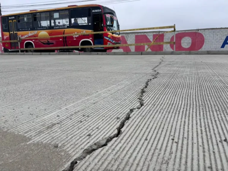 Carretera Huanchaco-Trujillo en riesgo: tiene fallas estructurales, pésima supervisión e interferencias no resueltas por el GORE La Libertad