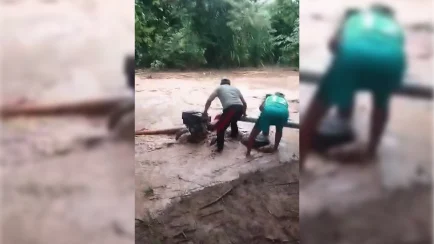 Las quebradas Tíoyacu y El Pavo se desbordaron tras las intensas lluvias en el valle del Biavo. (Foto: Inforegión)