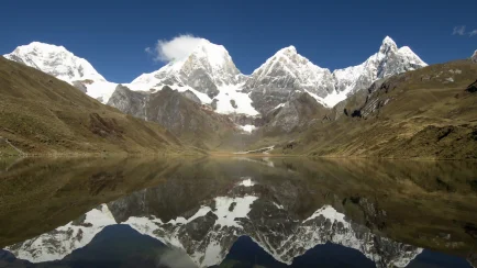 Ayacucho perdió la totalidad de su superficie glaciar en 2016, convirtiéndose en una de las primeras regiones del país en registrar este colapso. (Foto: INAIGEM)