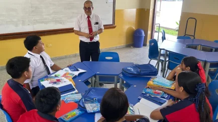 Más de 18 mil escolares de Pisco inician el año con nuevos materiales educativos (Foto: DIfusión)