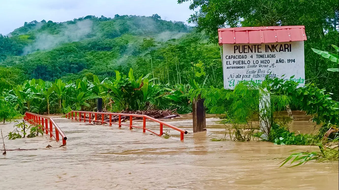 Las lluvias intensas provocaron desbordes de quebradas, deslizamientos y la interrupción de un tramo de la carretera entre Supte San Jorge y Río Negro. (Foto: Inforegión)
